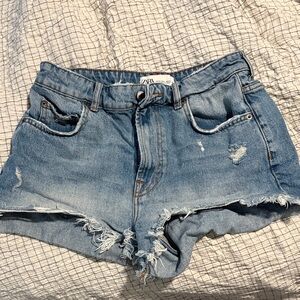Zara Women's Distressed Light Blue Jean Shorts